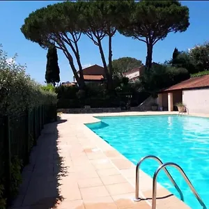 Appartement Maison 30 M2 + Piscine - Golfe De Saint Tropez, Cogolin